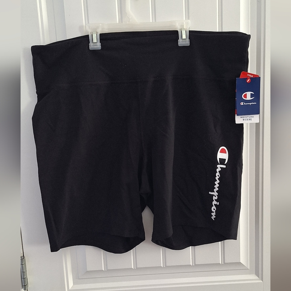 Champion Womens 4X Classic Black Bike Gym Work Out Shorts Moisture Wick 7 In.